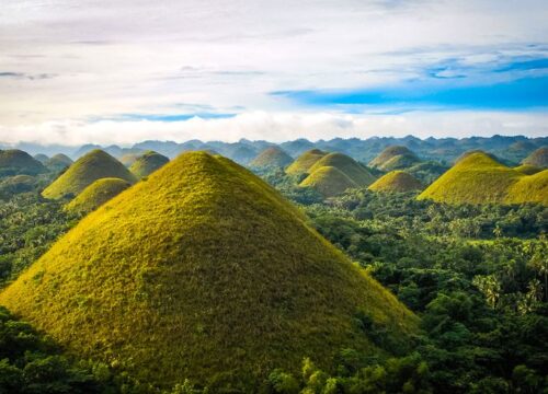 Discover Chocolate Hills